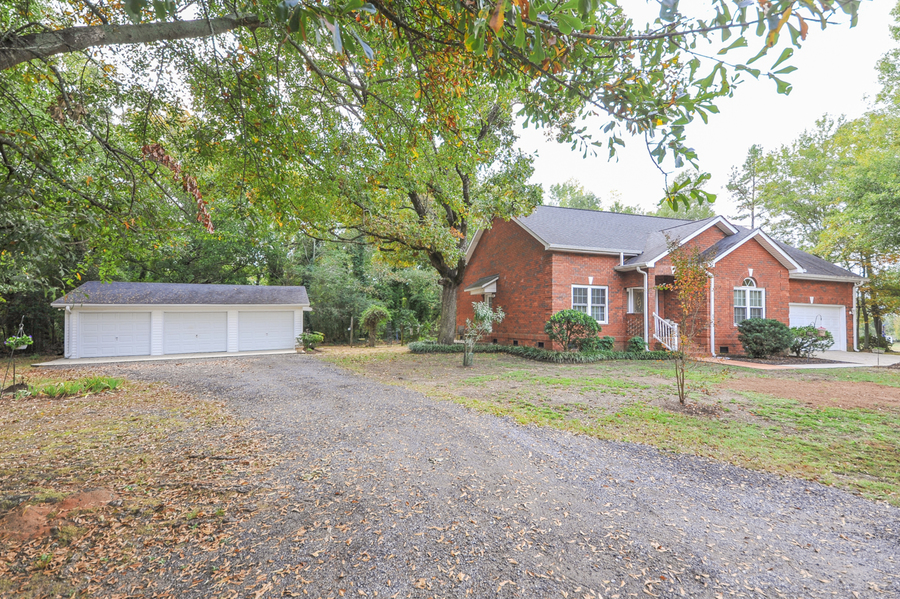 102 Johnson Street, Iva, SC, 29655