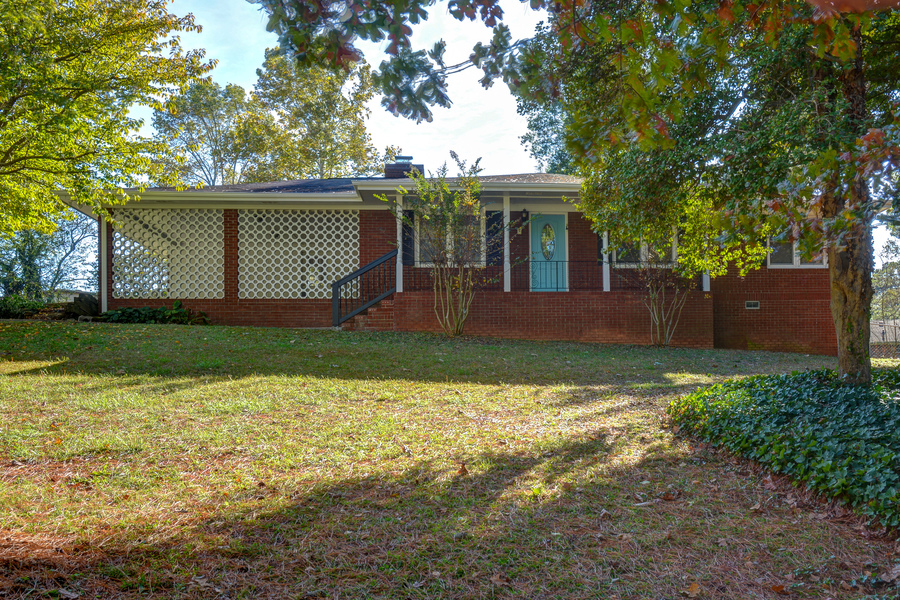 603 Montclair Drive SW