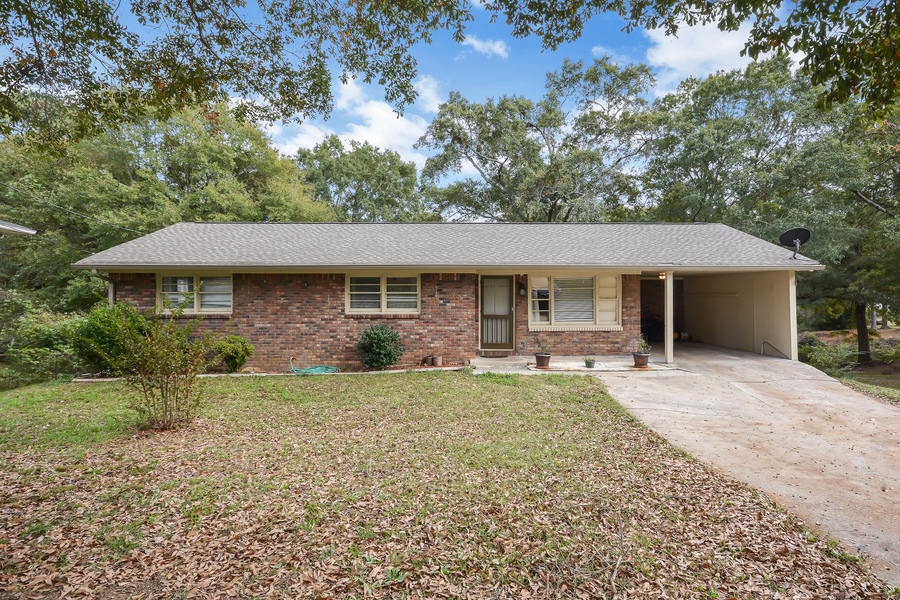 1521 Mountain View Circle