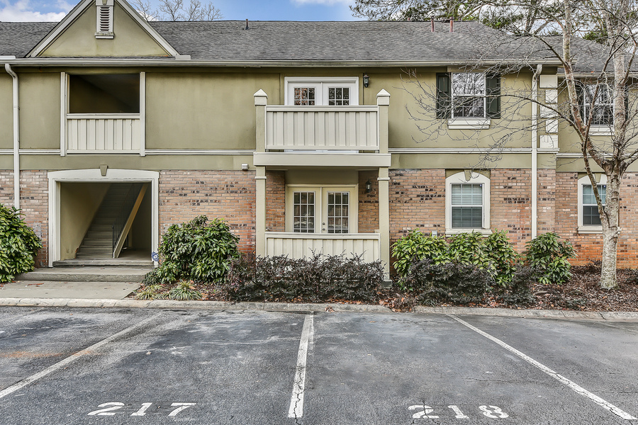 6900 Roswell Road Unit Q22