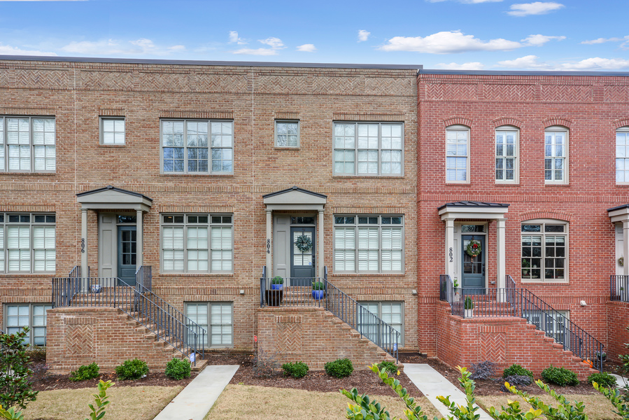 804 Virginia Park Circle NE