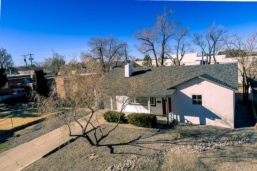 1823 Hermosa Dr NE