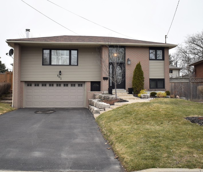 802 Sanok Dr, Pickering, West Shore, ON, .L1W 2P9