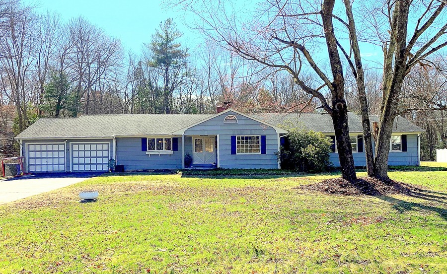 41 Ravenwood Road, Middlebury, CT, 06762