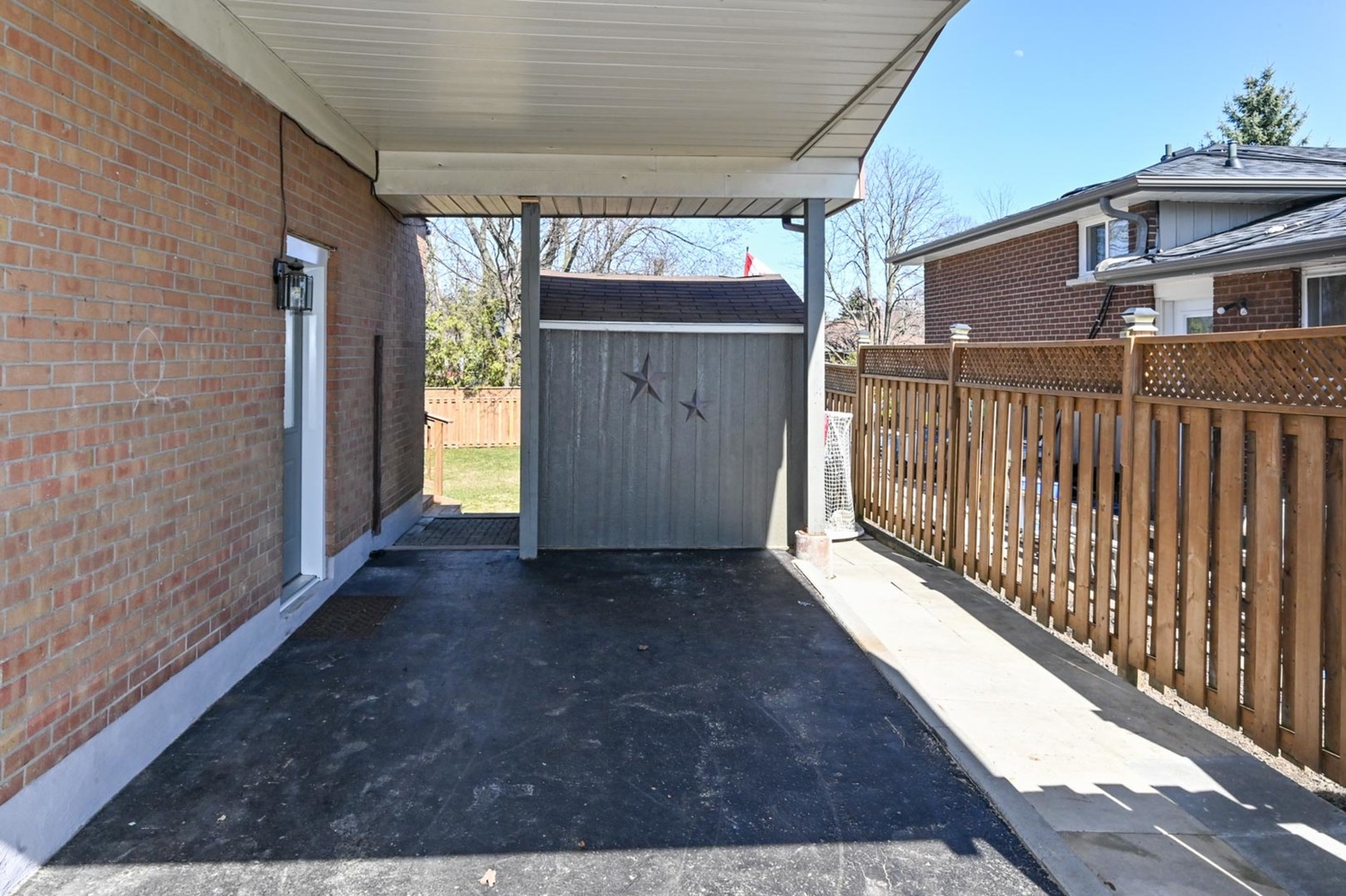 499 Harwood Dr, Oshawa, On,