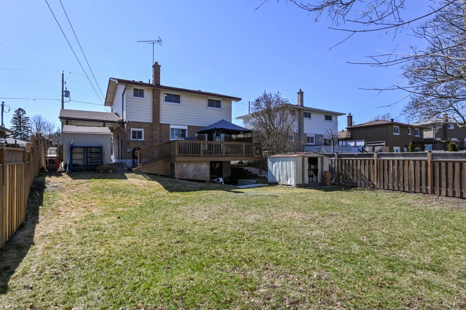 499 Harwood Dr, Oshawa, On,