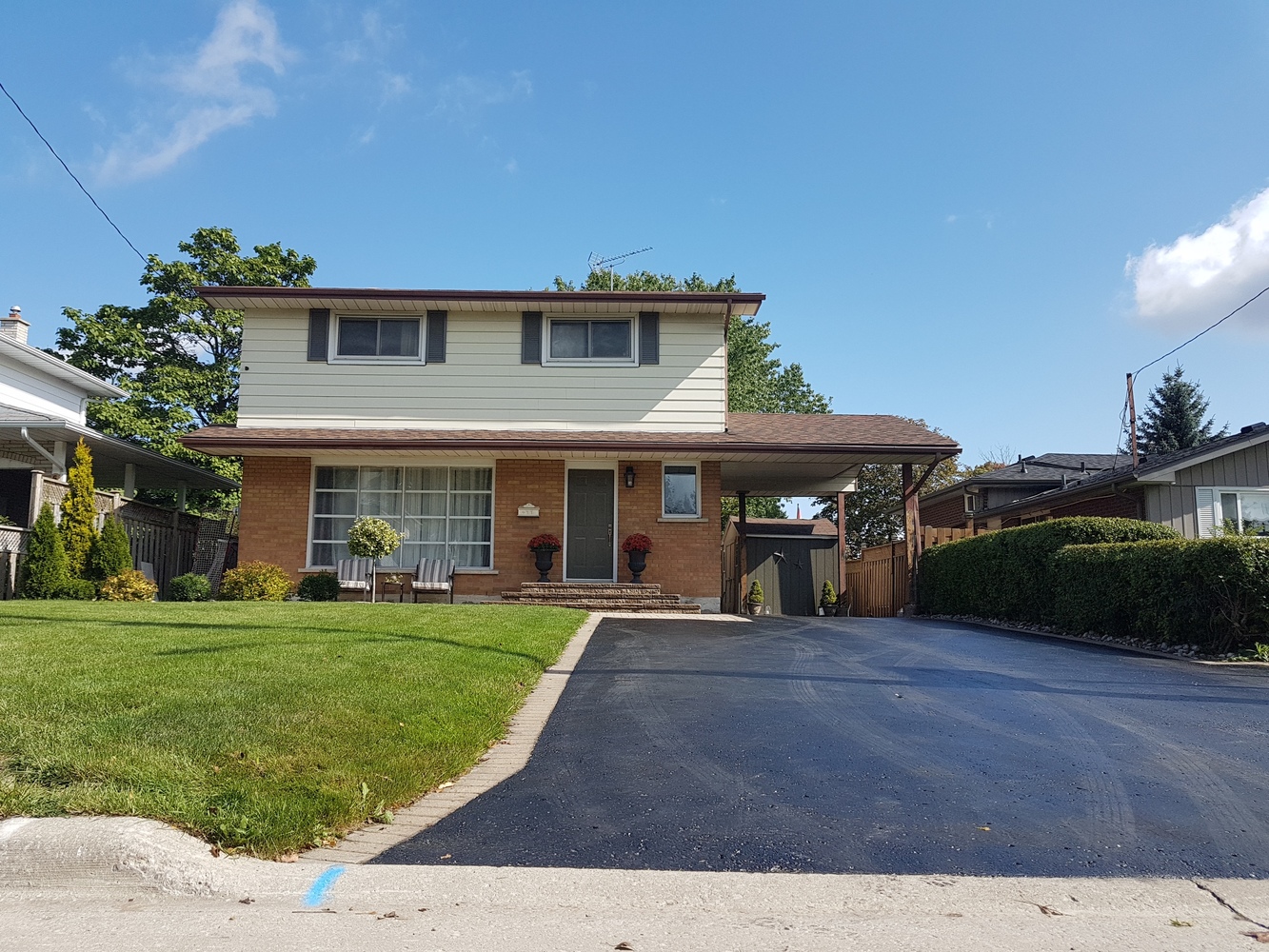 499 Harwood Dr, Oshawa, On,