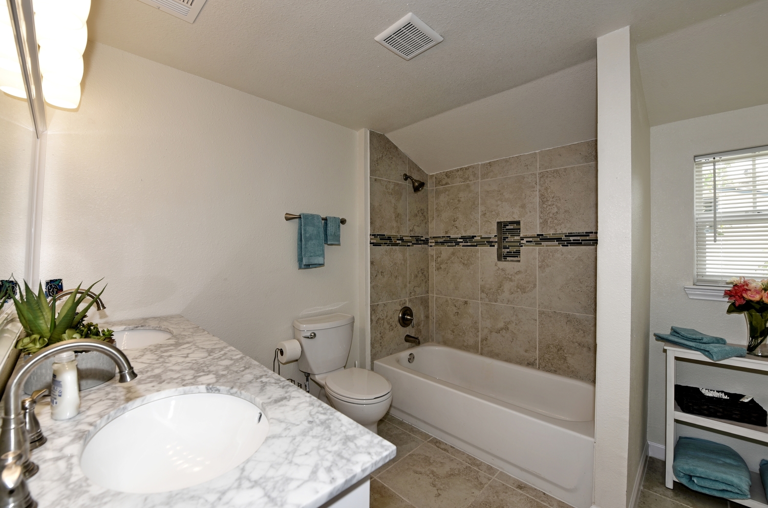 363 W. Ansley, San Antonio, TX, 78221