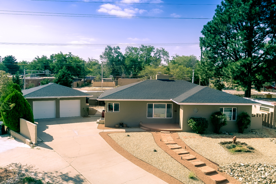 3312 Loma Vista Place NE