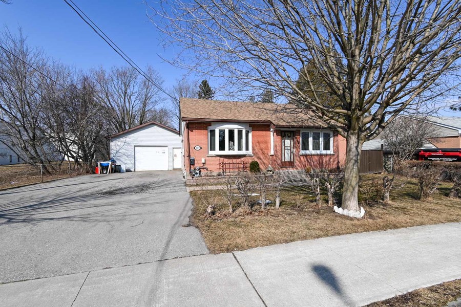 110 Chestnut St E, Whitby, On,