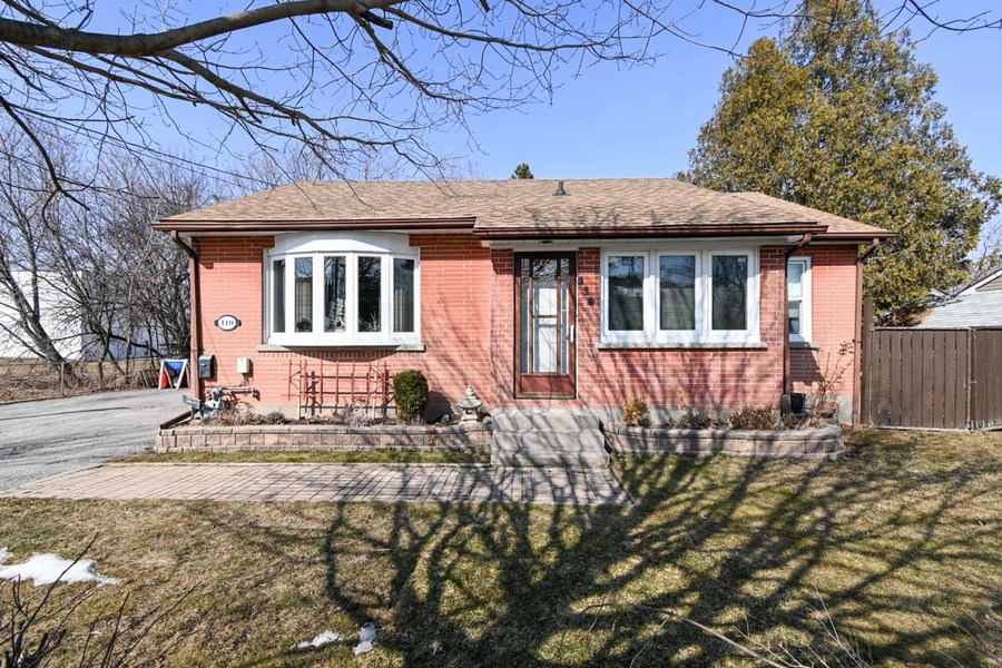 110 Chestnut St E, Whitby, On,