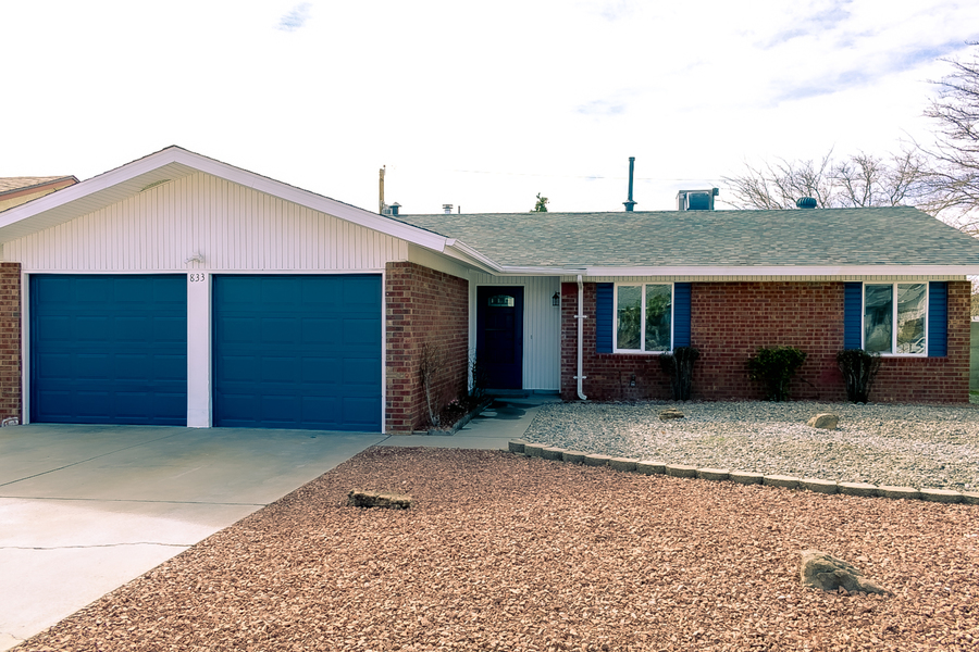 833 Eastridge Dr NE