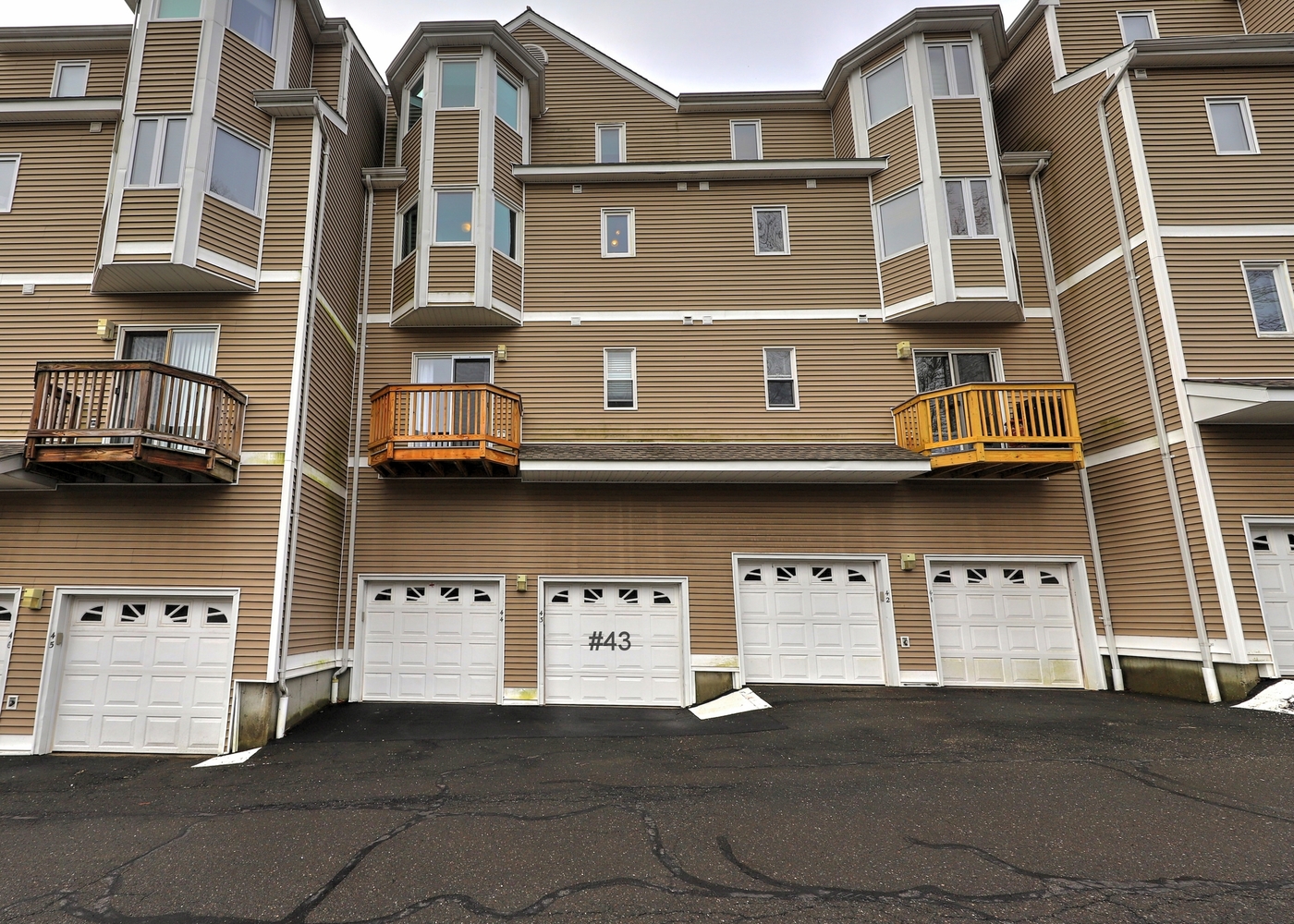 43 Glenrock Road, Norwalk, CT, 06850