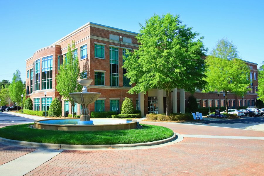 77 Center Drive, Chapel Hill, NC, 27514