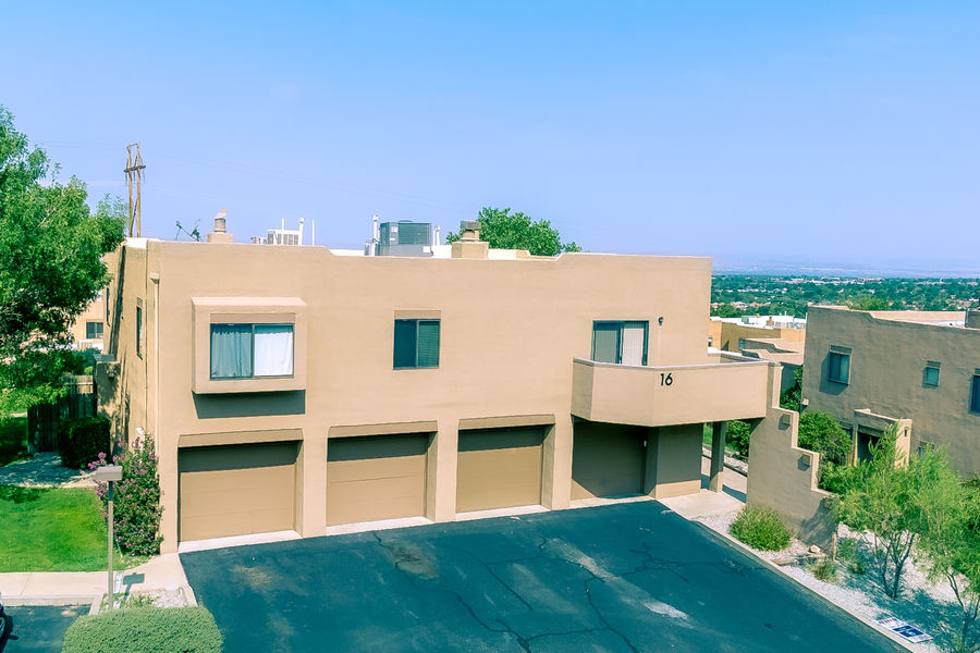 2900 Vista Del Rey NE #16-B