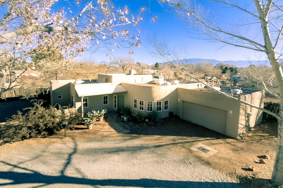 2701 Rio Encantado Ct NW