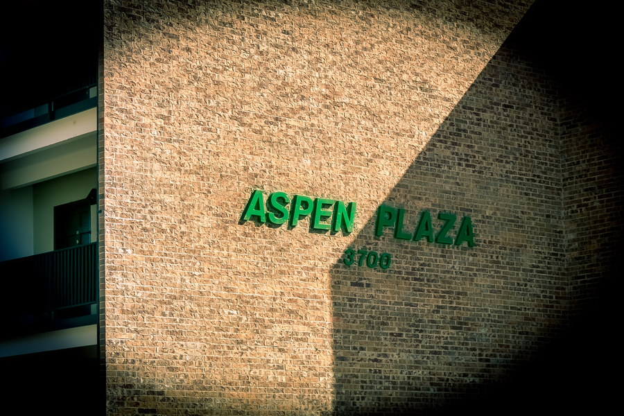 Aspen Plaza, 3700 Aspen Ave NE