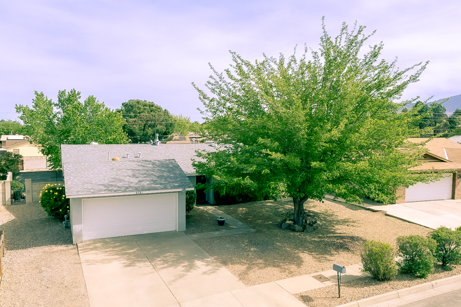 6721 Beck Dr.