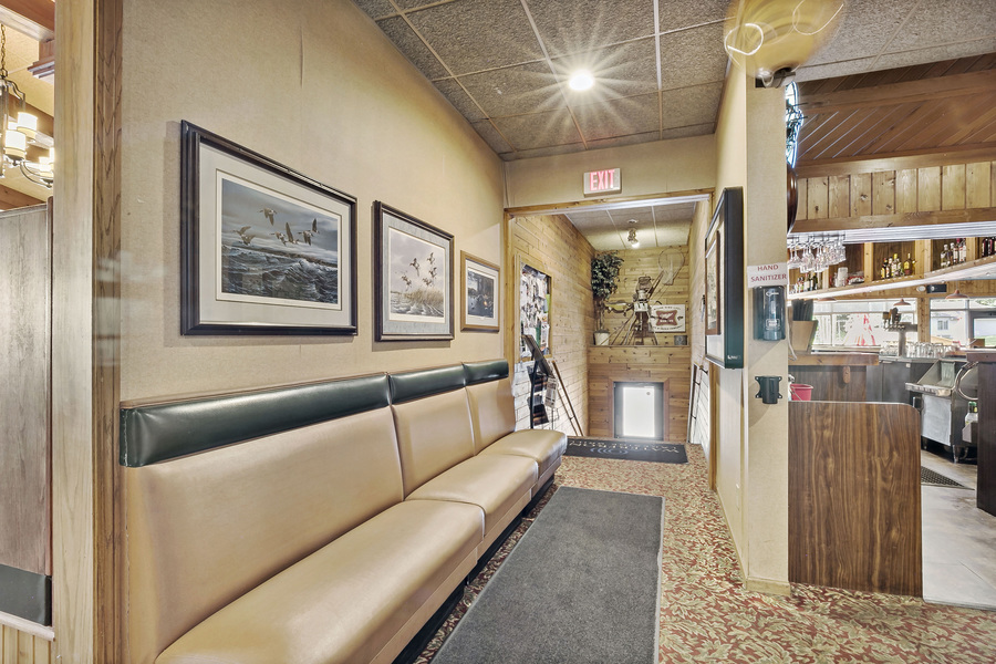 Waterfront Grille - Restaurant & Bar
