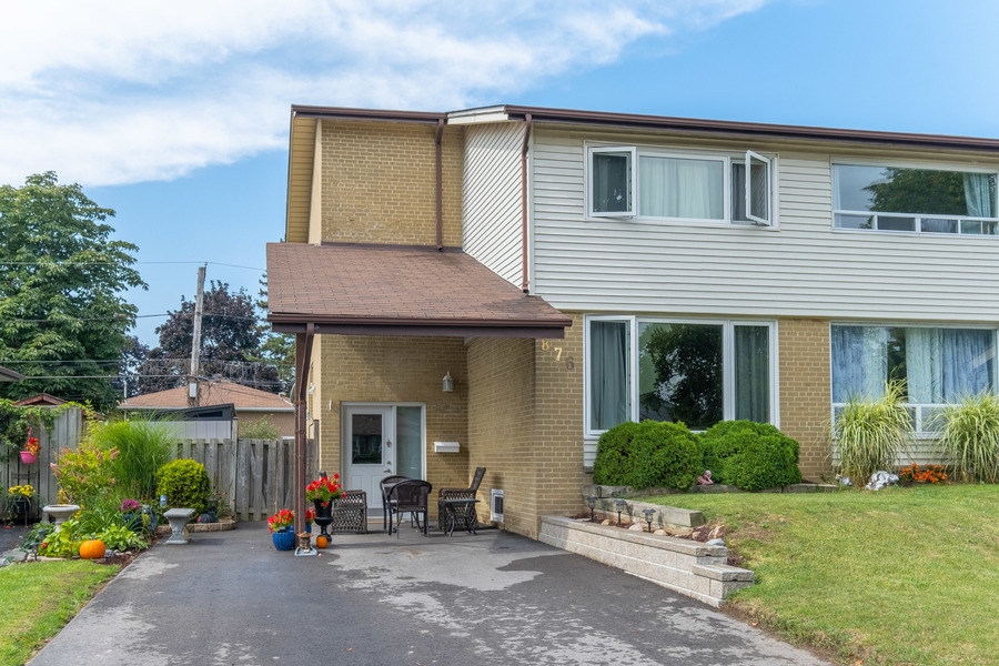 876 Modlin Road, Pickering, Ontario, L1W 1V7