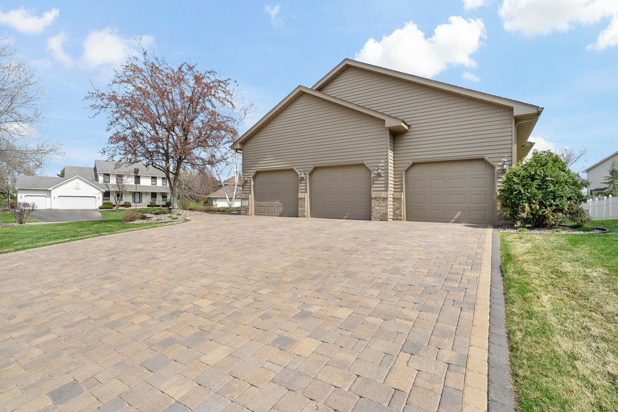 4840 Harbor Lane North