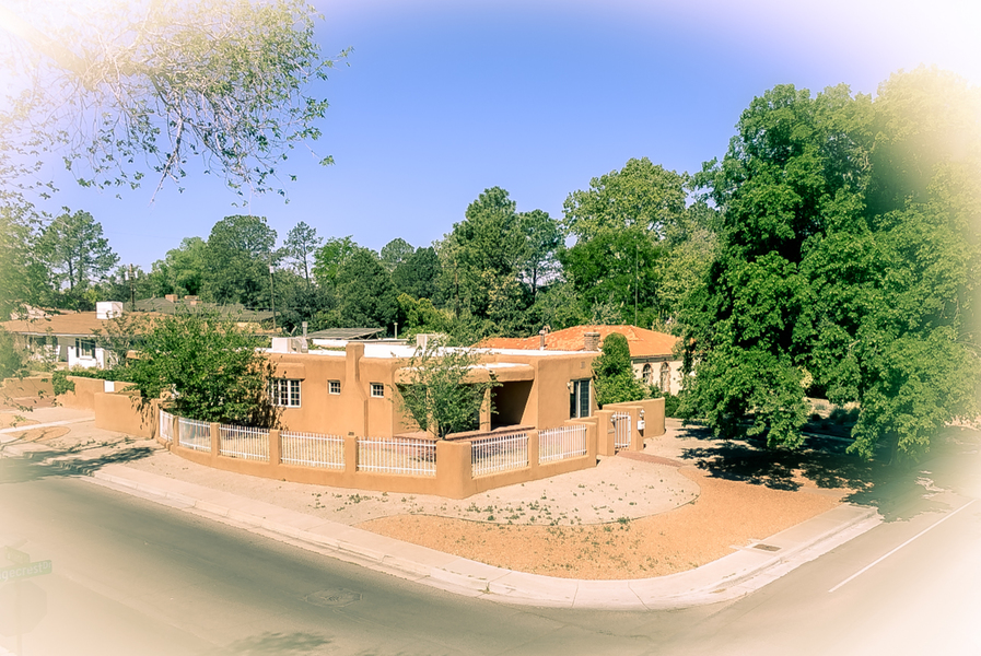 1011 Ridgecrest Drive SE
