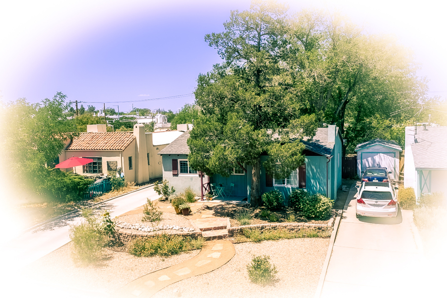213 Hermosa Drive NE