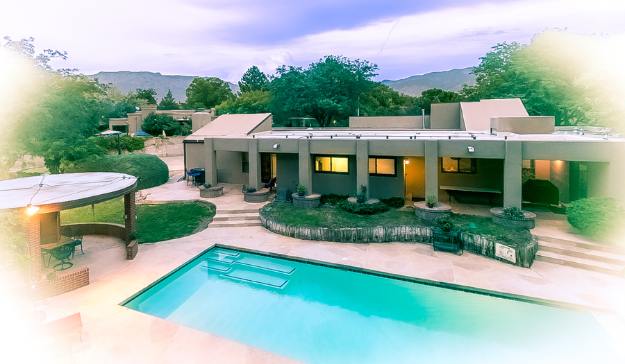 5509 Luna Del Oro Court NE