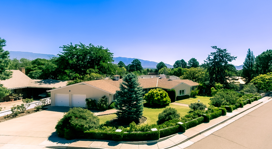 700 Loma Linda SE