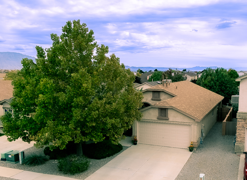 604 Soothing Meadows Dr. NE