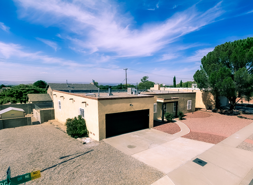 2701 Eastridge  Dr. NE