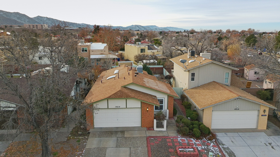 10214 Oso Grande Rd. NE