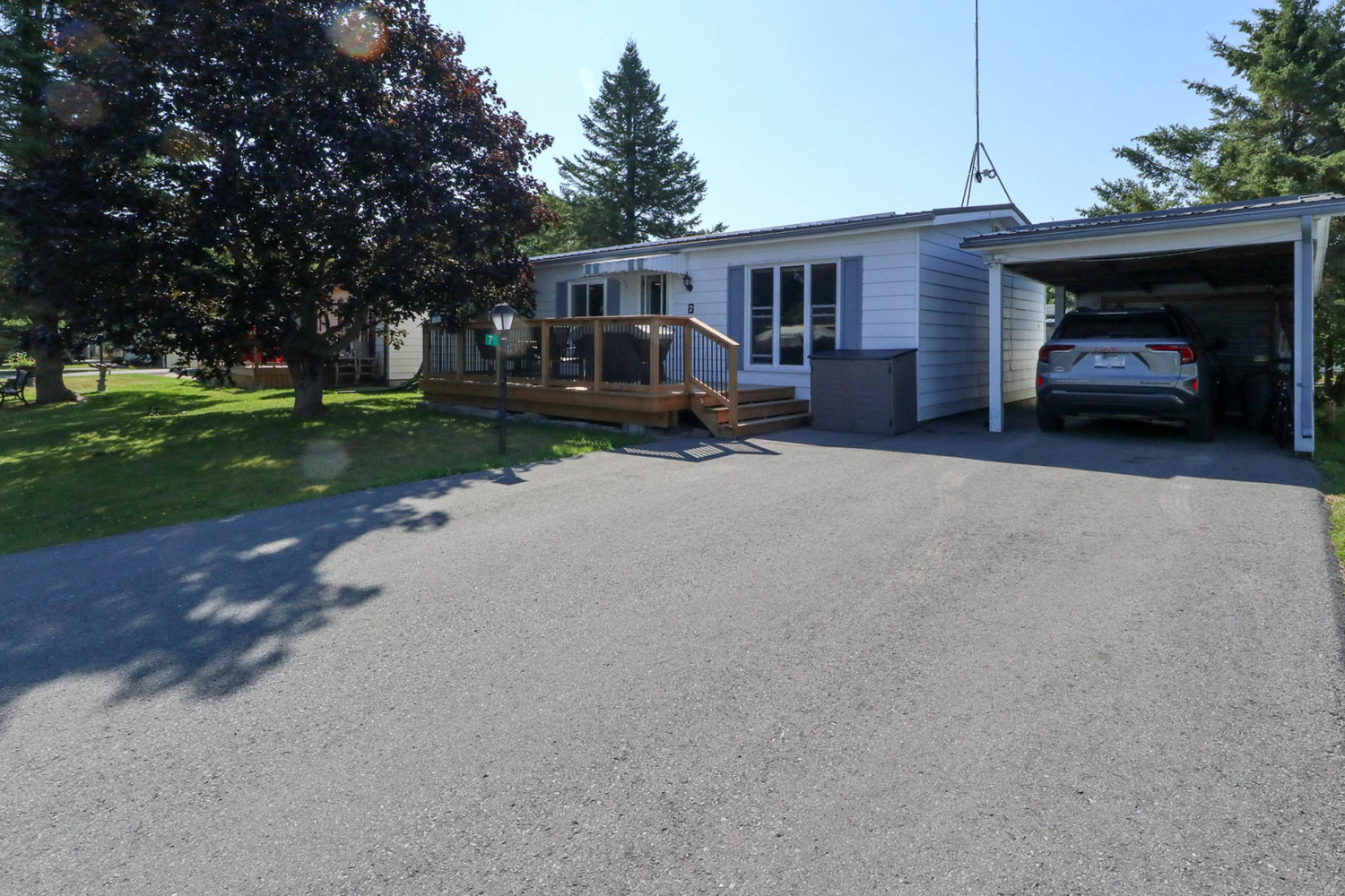7 Cedar St