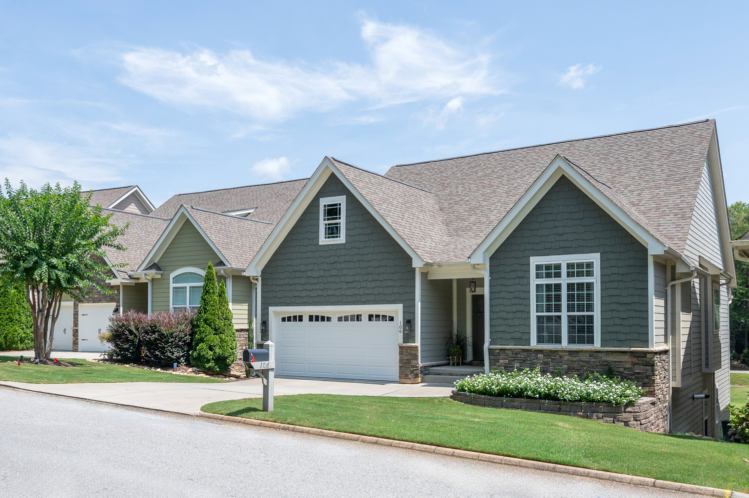 106 Pebble Creek Way