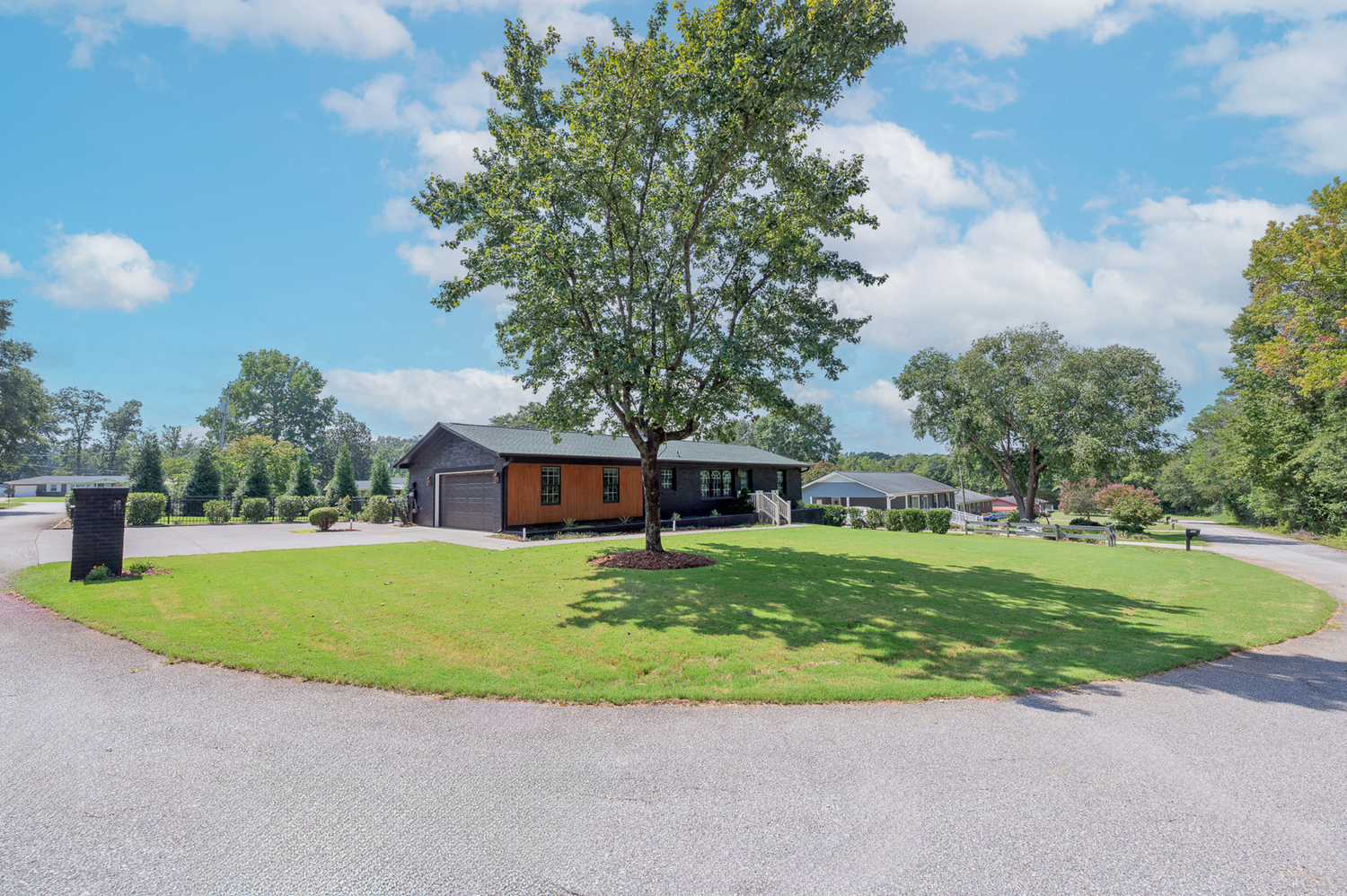 511 Woburn Court