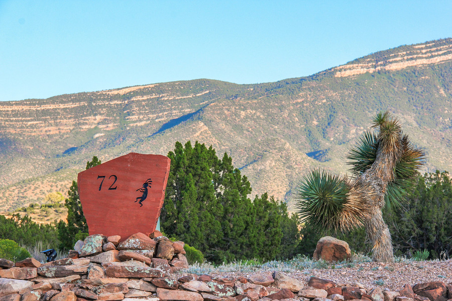 72 Anasazi Trails Rd