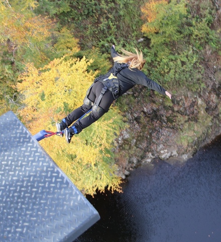 Do a bungee jump