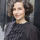 Sara Holoubek