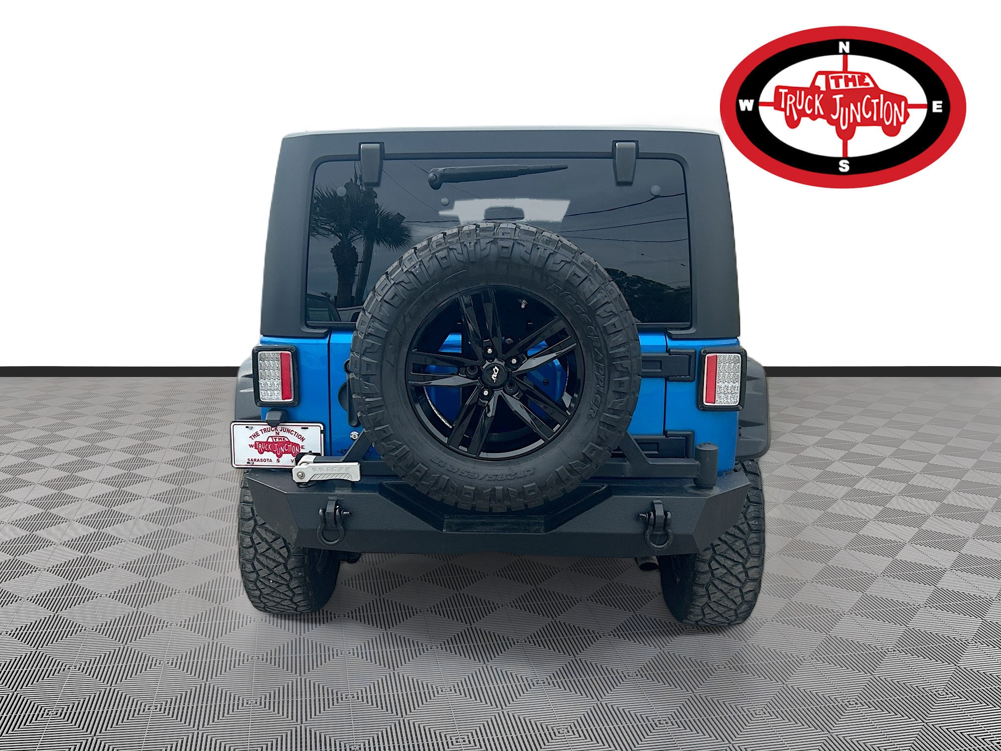 View vehicle photo 6
