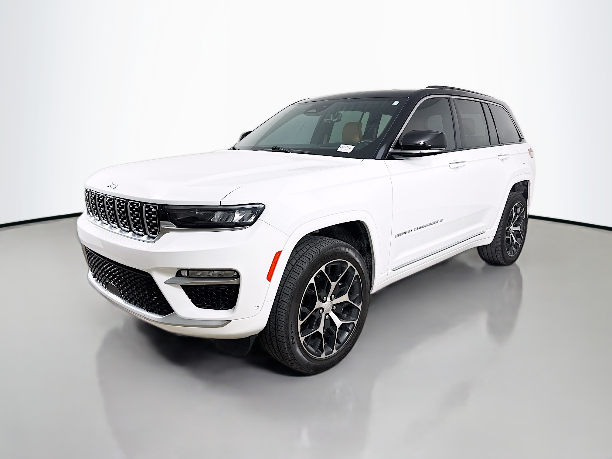 Pre-Owned 2024 Jeep Grand Cherokee Summit 4D Sport Utility in