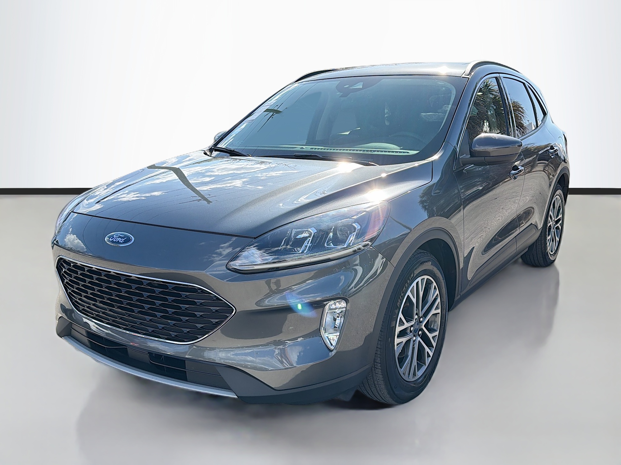 Used Magnetic Metallic 2020 Ford Escape SEL for Sale in Naples, FL