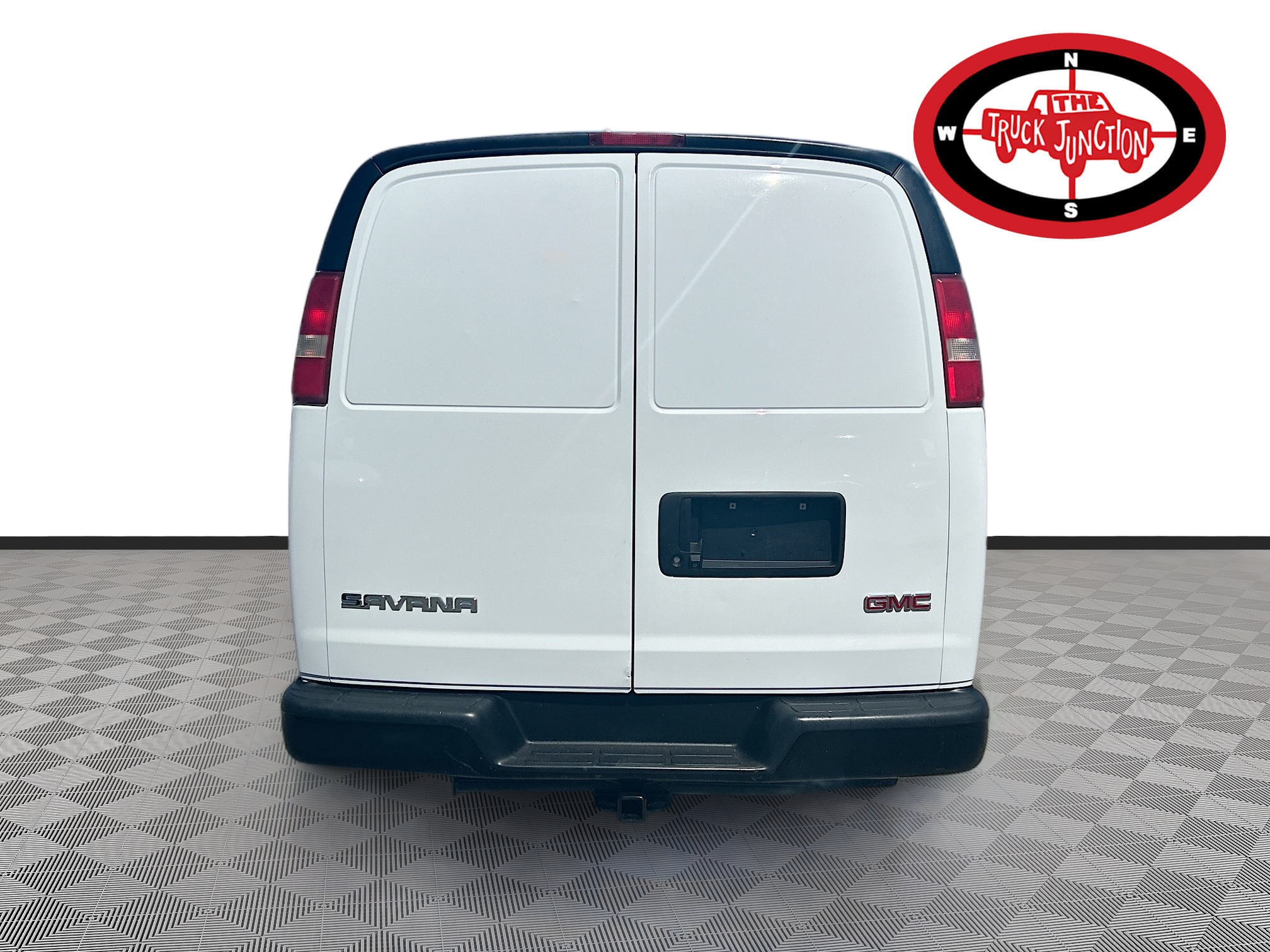 View vehicle photo 6