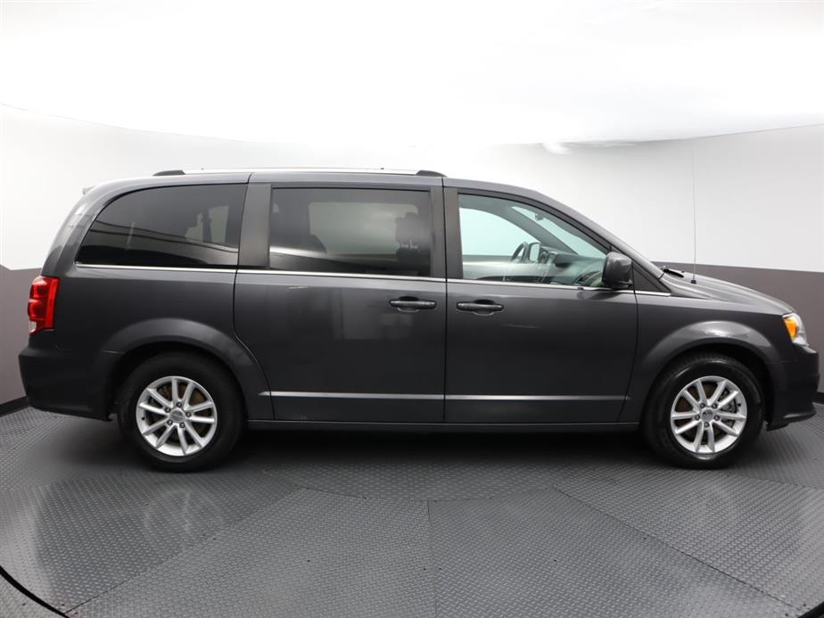Used 2018 DODGE GRAND CARAVAN SXT Passenger Van for sale in MARGATE, FL