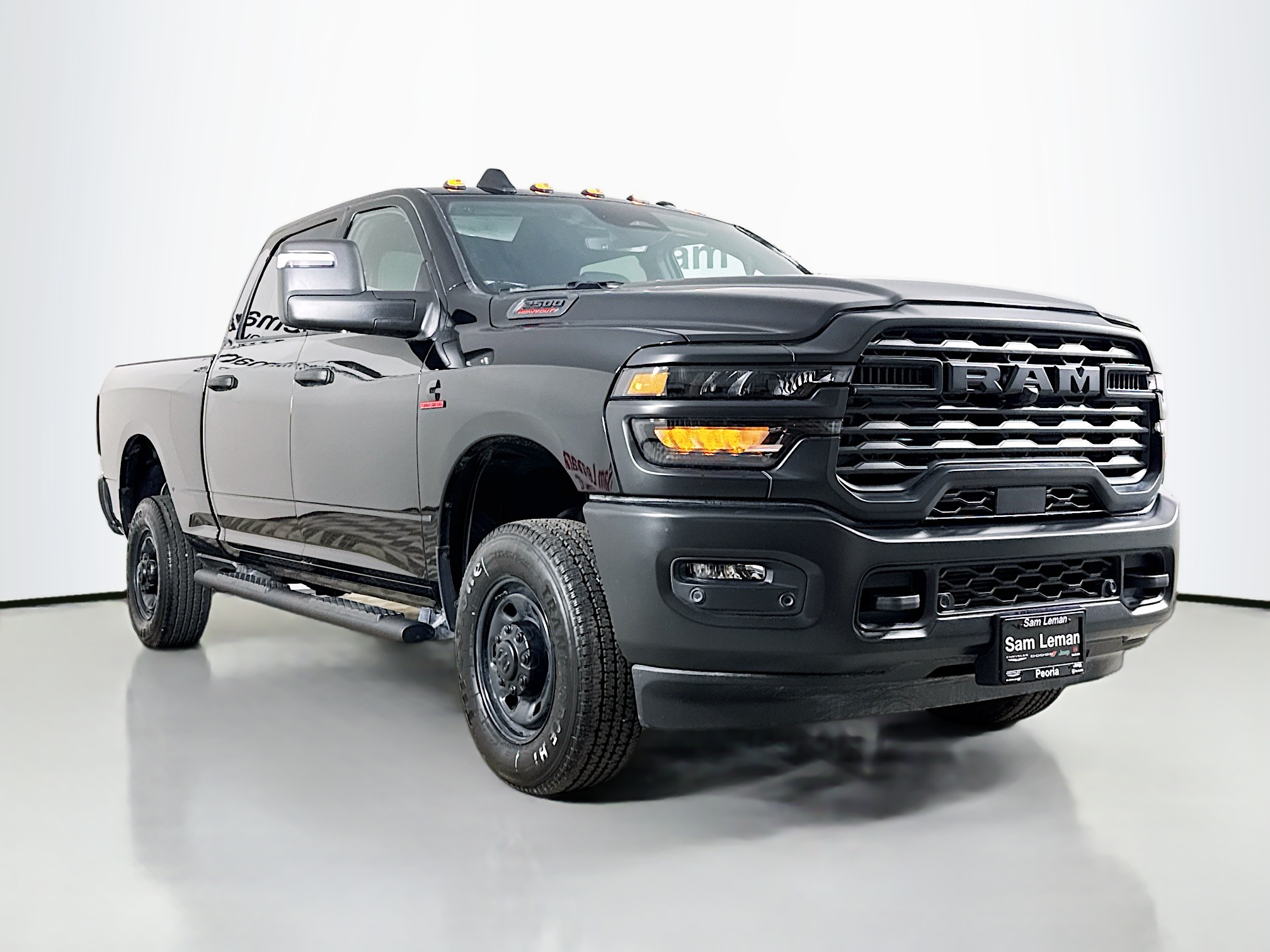 New 2025 RAM 2500 Tradesman Crew Cab in Peoria #R8522 | Sam Leman