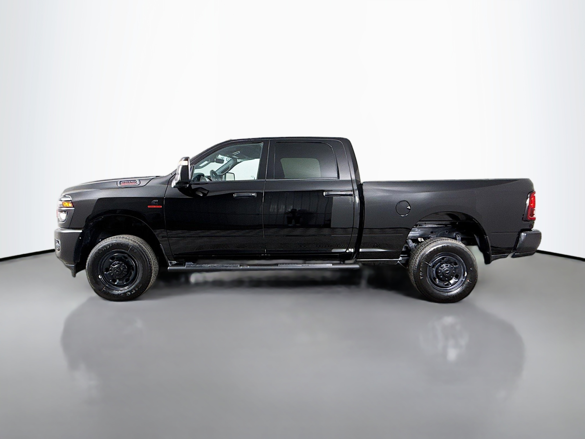 New 2025 RAM 2500 Tradesman Crew Cab in Peoria #R8522 | Sam Leman