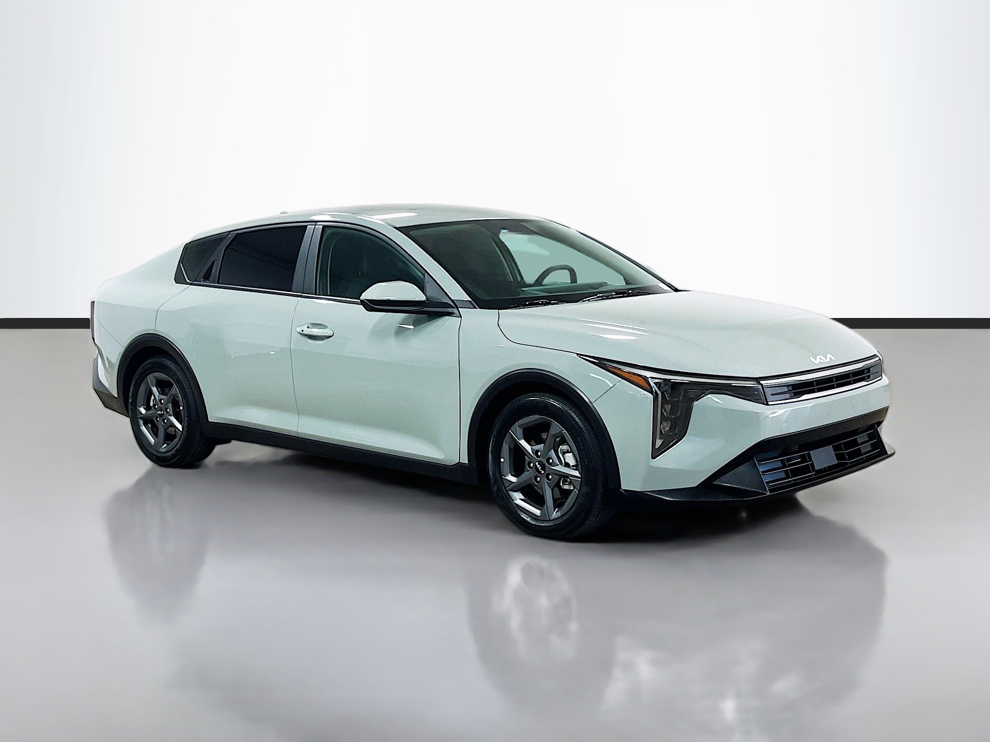CPO Morning Haze 2025 Kia K4 LXS for Sale in Garden Grove, CA