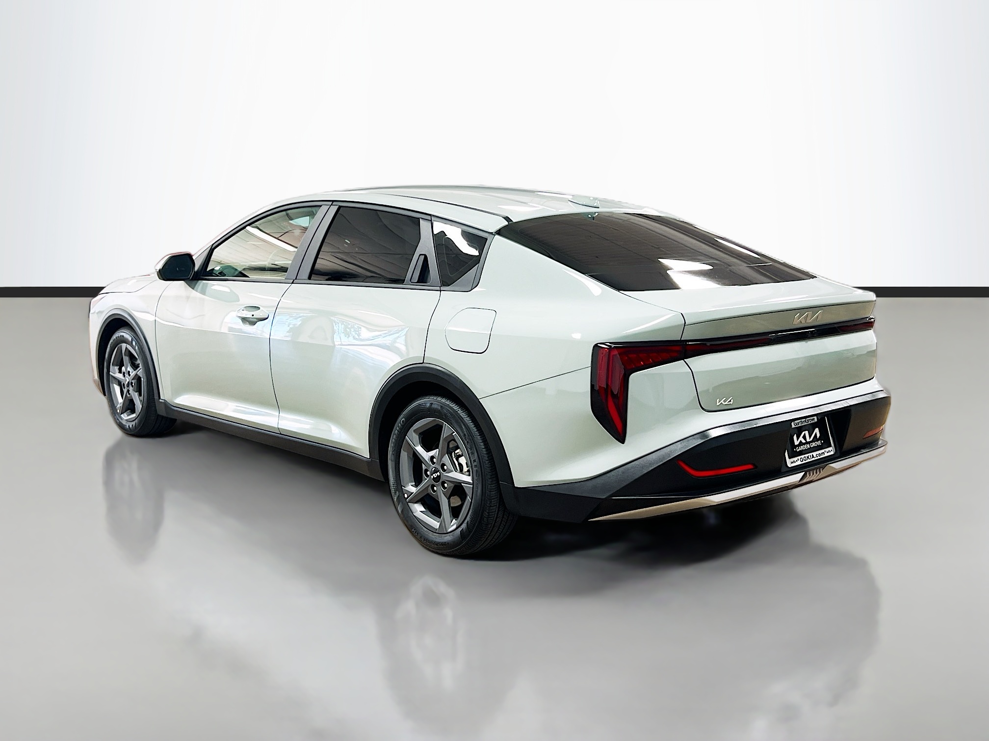 CPO Morning Haze 2025 Kia LXS for Sale in Garden Grove, CA