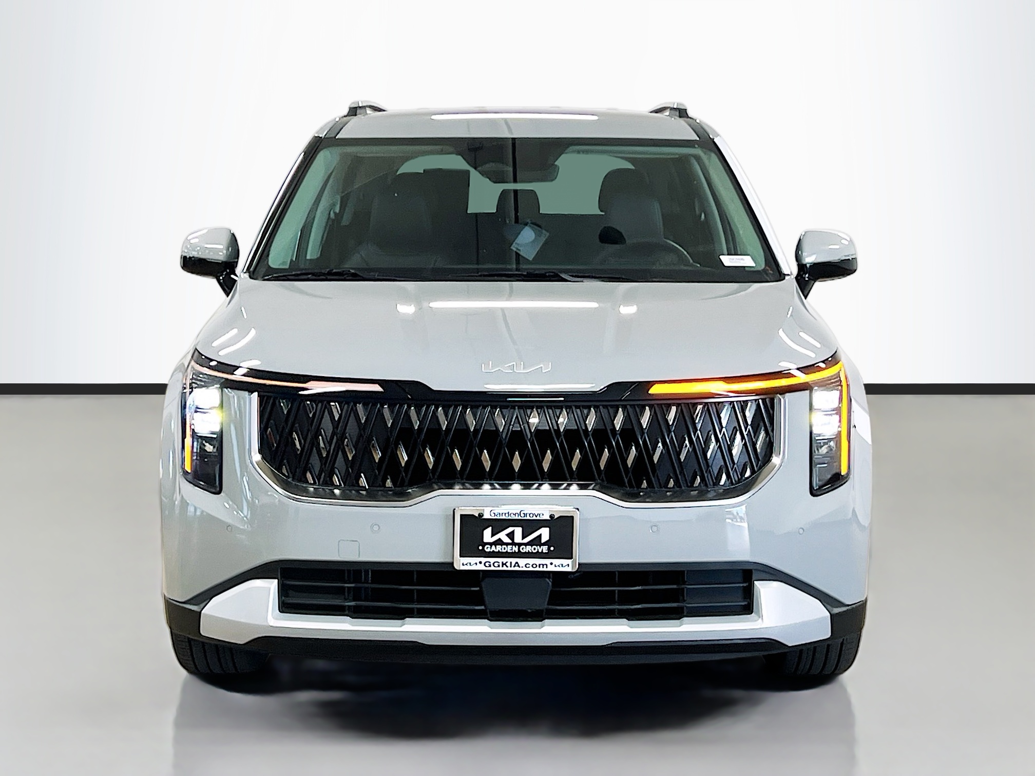 New Ceramic Silver 2026 Kia EX for Sale in Garden Grove, CA