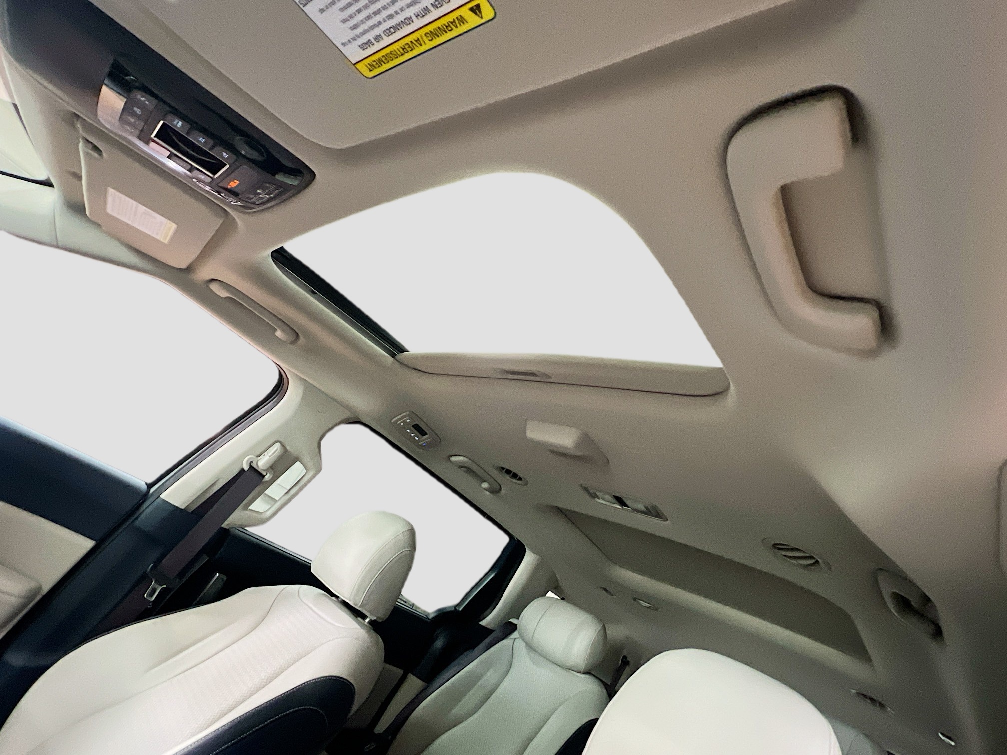 New Ceramic Silver 2026 Kia Carnival Hybrid SX Prestige for Sale