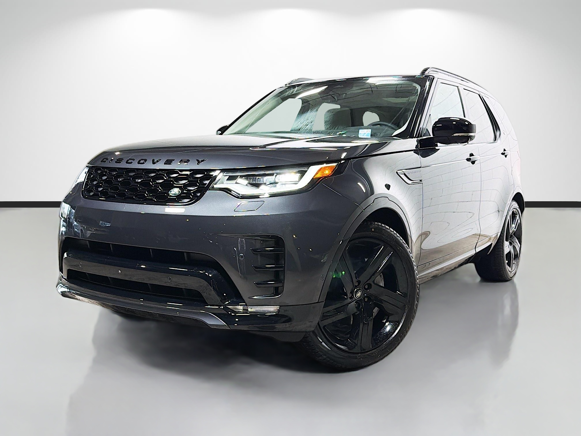 3D　ビューティーリフティング　アクティベーター New 2026 Land Rover Discovery Dynamic SE SUV in Tampa #2523000